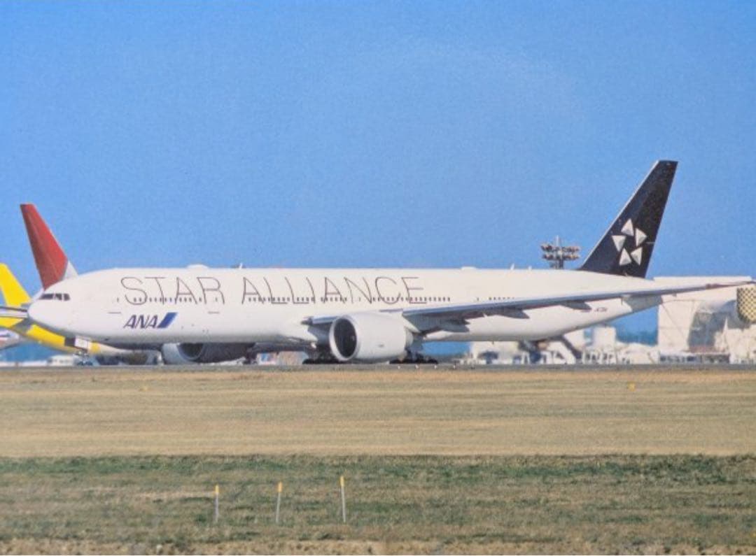 未使用新品 ANAボーイング 777-300ER スターアライアンス1/200