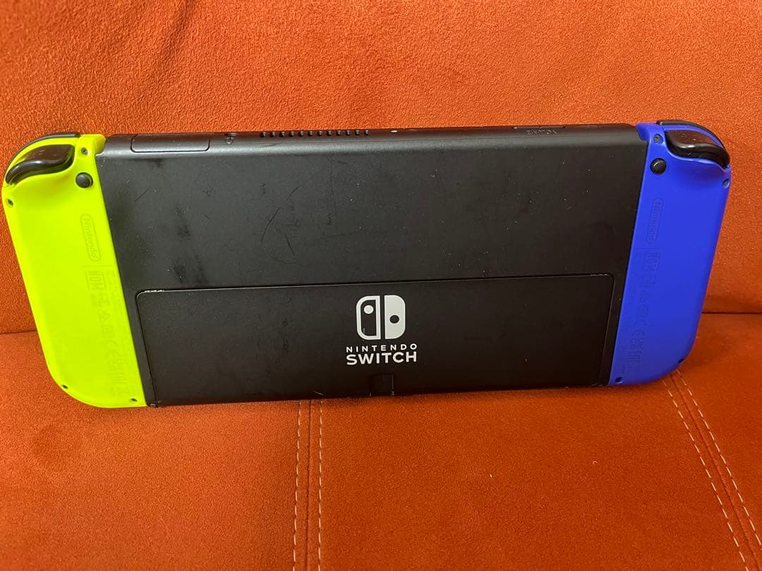 ①Nintendo Switch 青/黄Joy-Con 本体　中古使用品