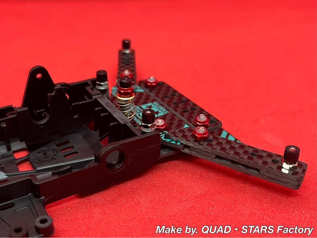 【ミニ四駆・VZ用】1軸リヤアンカー　2022／カーボン【13mmローラー対応】