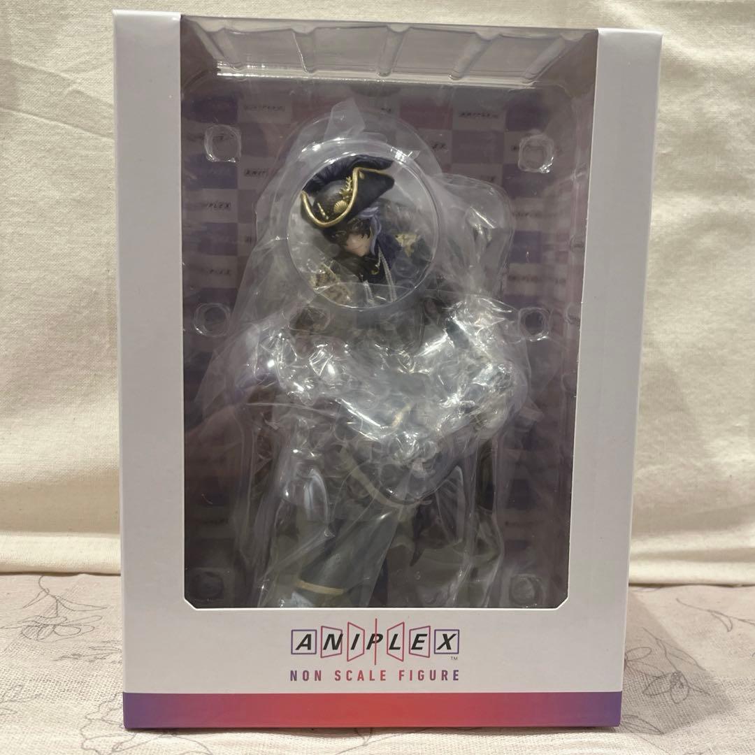 アズール・アーシェングロット グロリアスマスカレード衣装 フィギュア