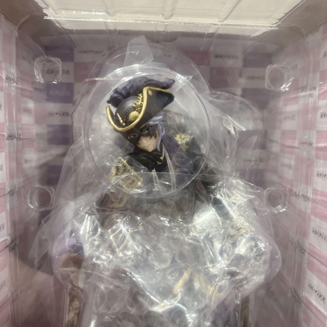 アズール・アーシェングロット グロリアスマスカレード衣装 フィギュア