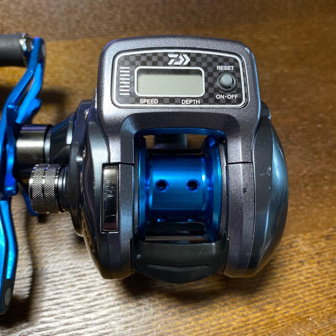 ロボちゃん。ダイワ SALTIST ICS-10SH-L リール