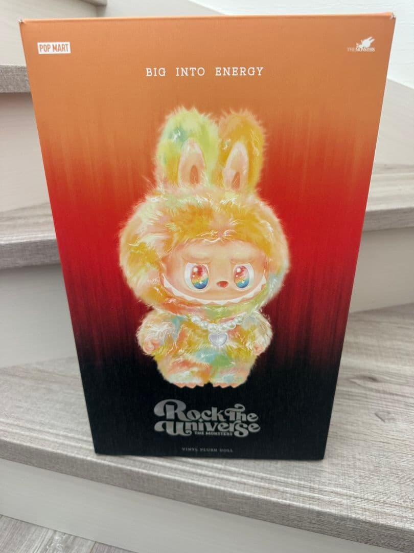 POP MART ラブブ Rock The Universe ぬいぐるみ