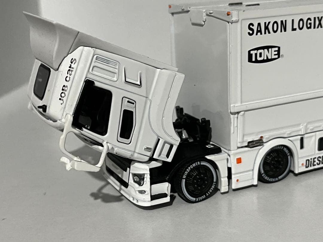 【最終価格】1/64ミニカー GCD LBWK ふそう リバティーウォーク