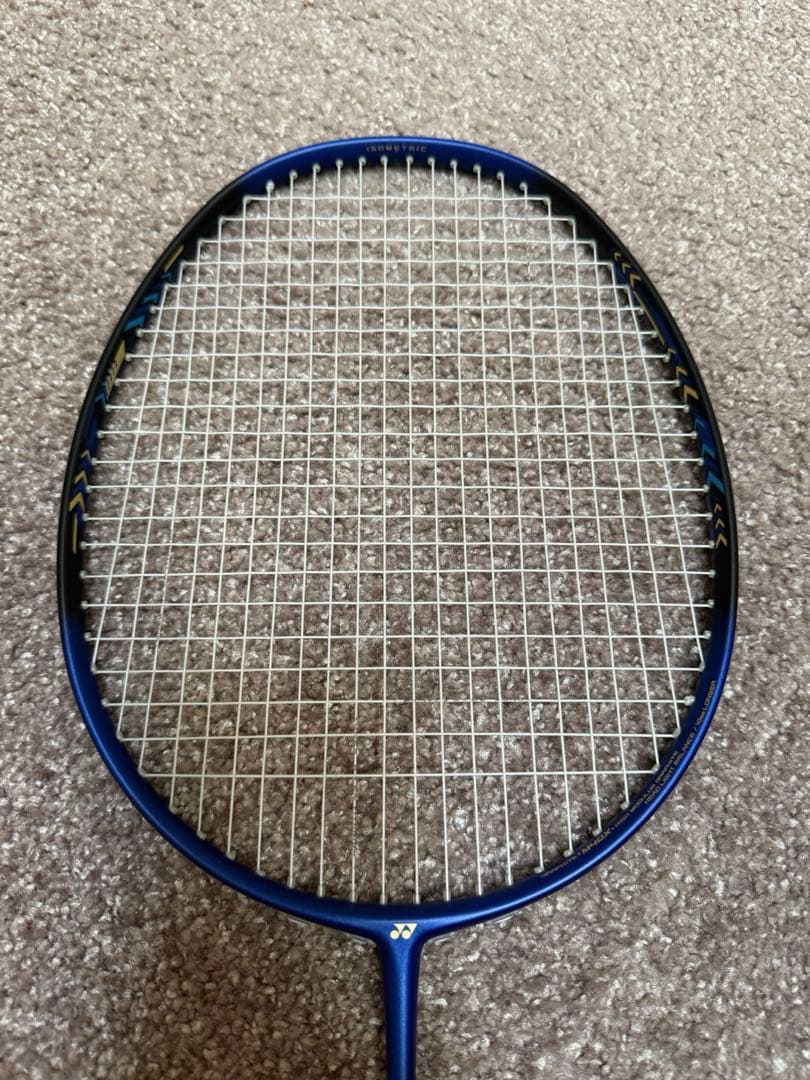 YONEX バドミントンラケット 4U ケース付