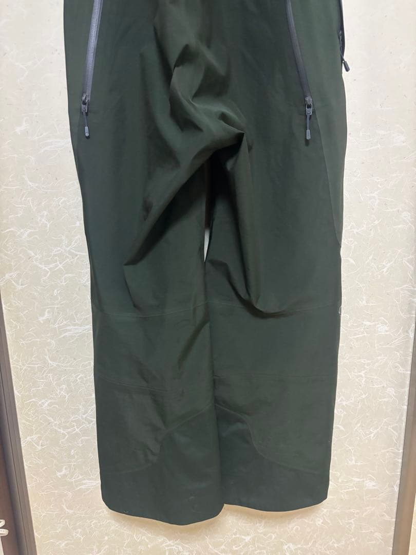 マウンテンハードウェア バウンダリーリッジ 3L ビブ