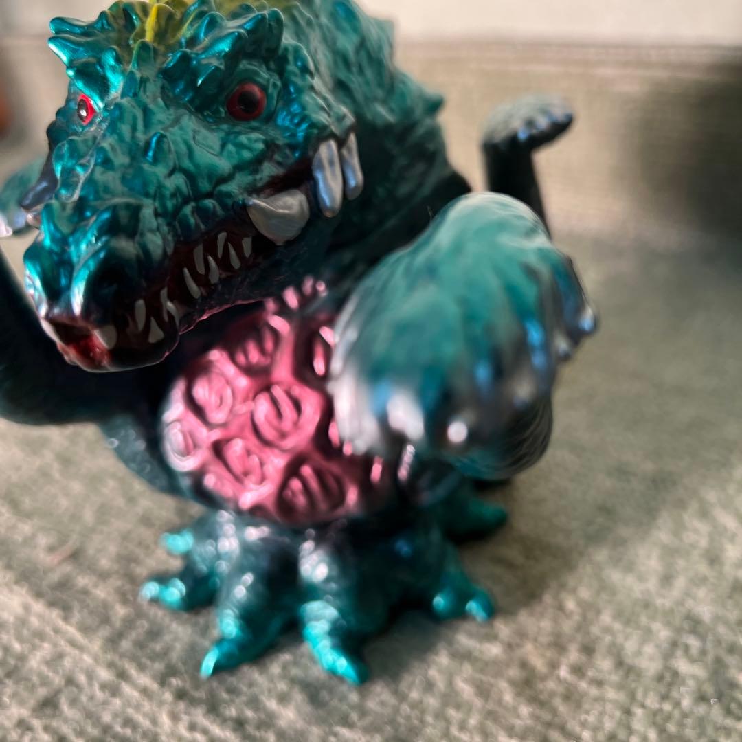 ファンクラブ限定「東宝怪獣ビオランテ」