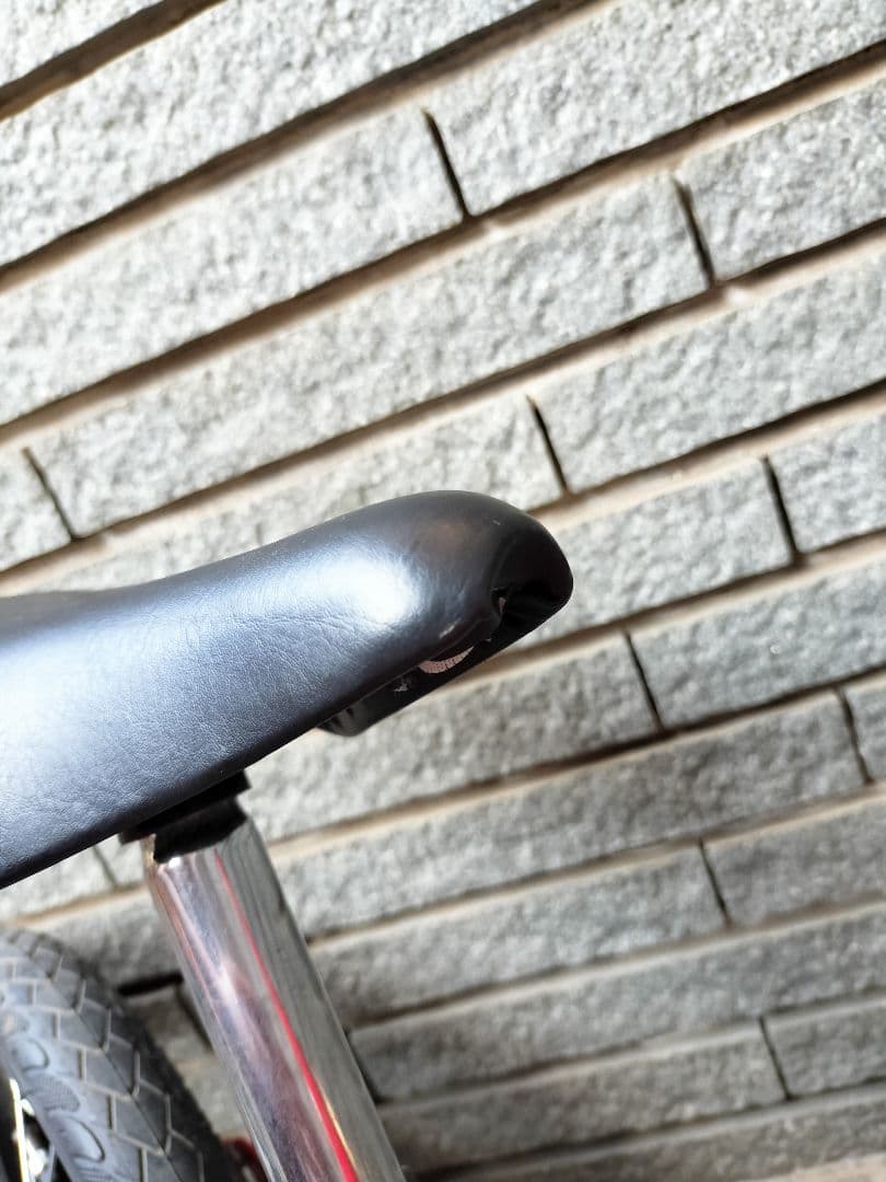 へんしんバイク2 赤 （新品未使用のペダル後付け専用工具付き）