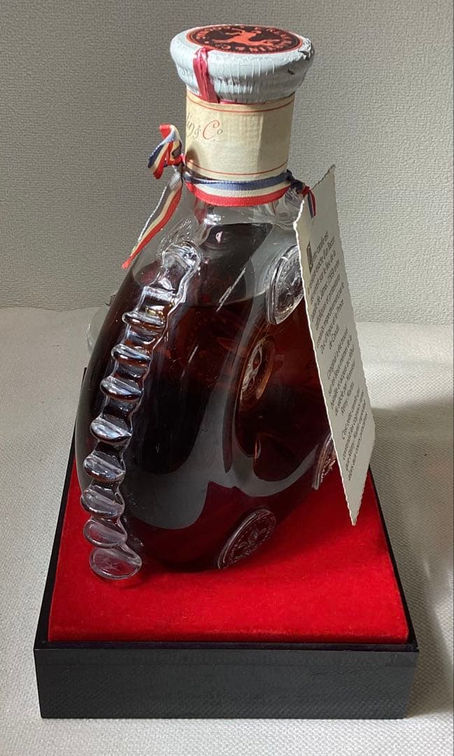 【希少古酒】レミーマルタン　ルイ13世　コニャック700ml バカラ替え栓付き
