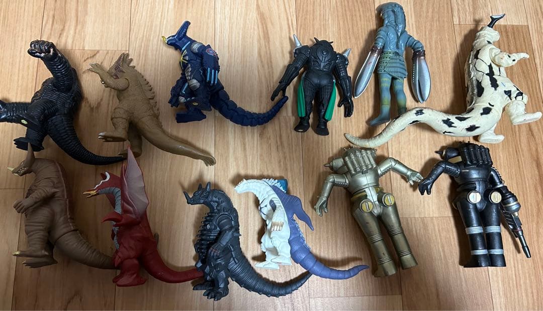 ウルトラマンDX怪獣　ソフビ36体　まとめ売り