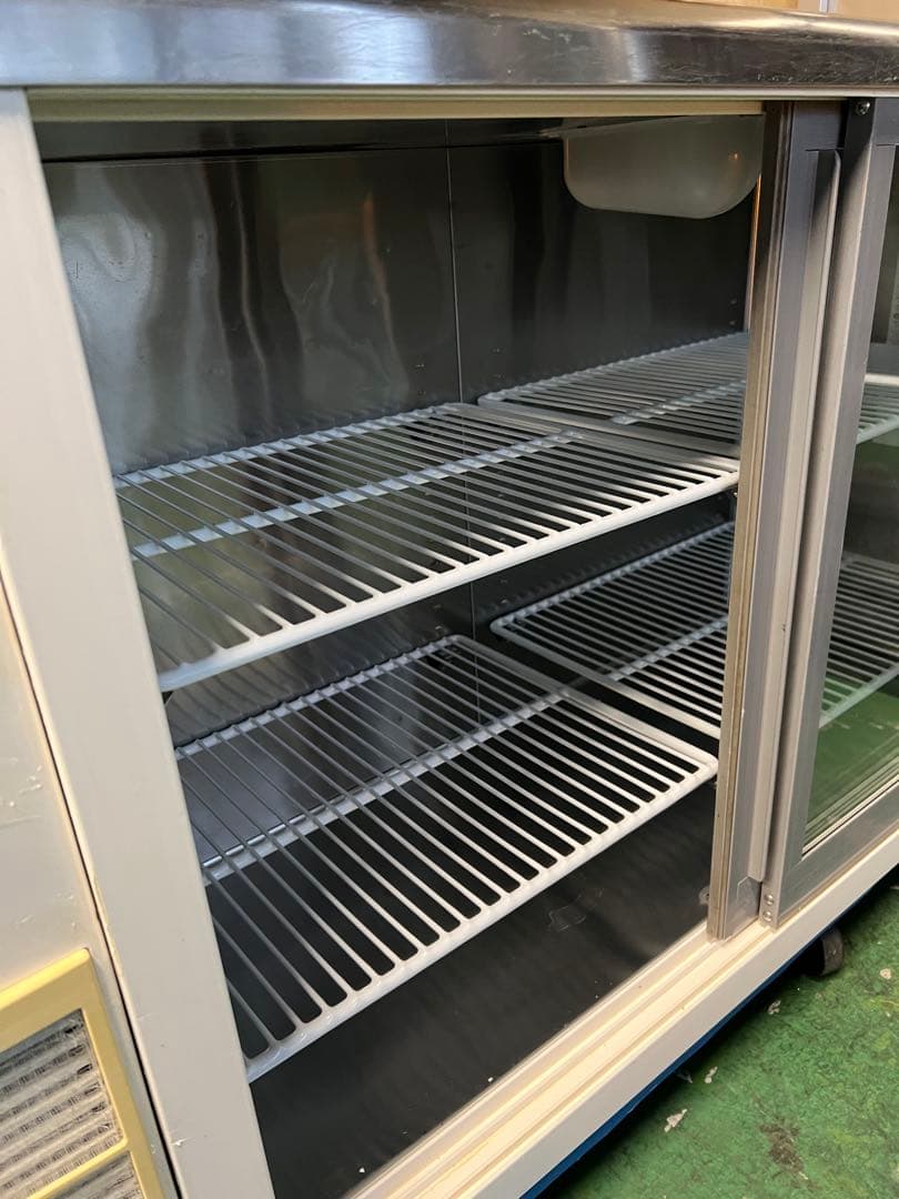 2013年 ホシザキテーブル形冷蔵ショーケース 1200x450x800