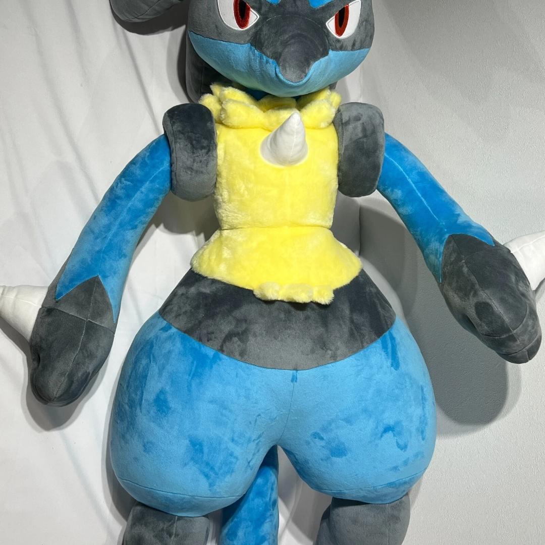 ポケモンセンター ルカリオ 等身大ぬいぐるみ