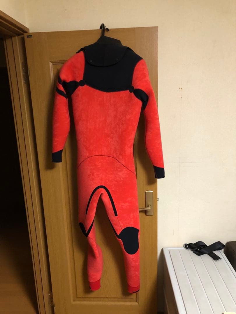 THRUSTER サーフボードケース 黒 銀 サーフボード ウエット他