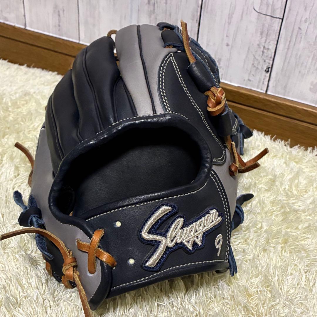 Slugger シルバー　黒　野球　グローブ True Professional