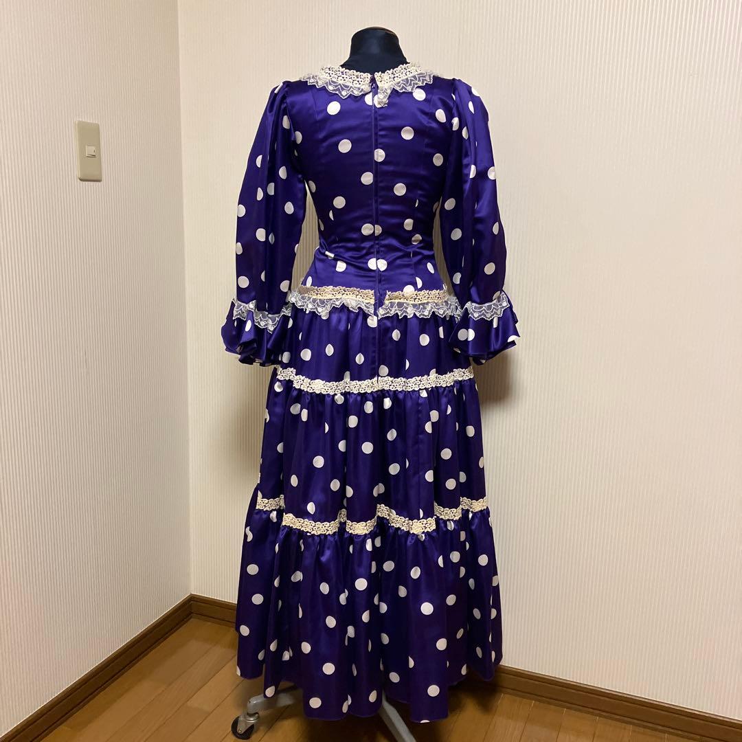 フラメンコドレス　紫色に白の水玉模様　スペイン製生地