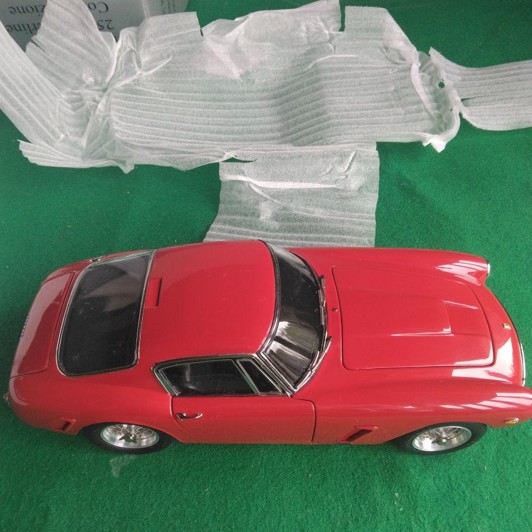 ミニカー CMC1/18 Ferrari 250 GT SWB 1961