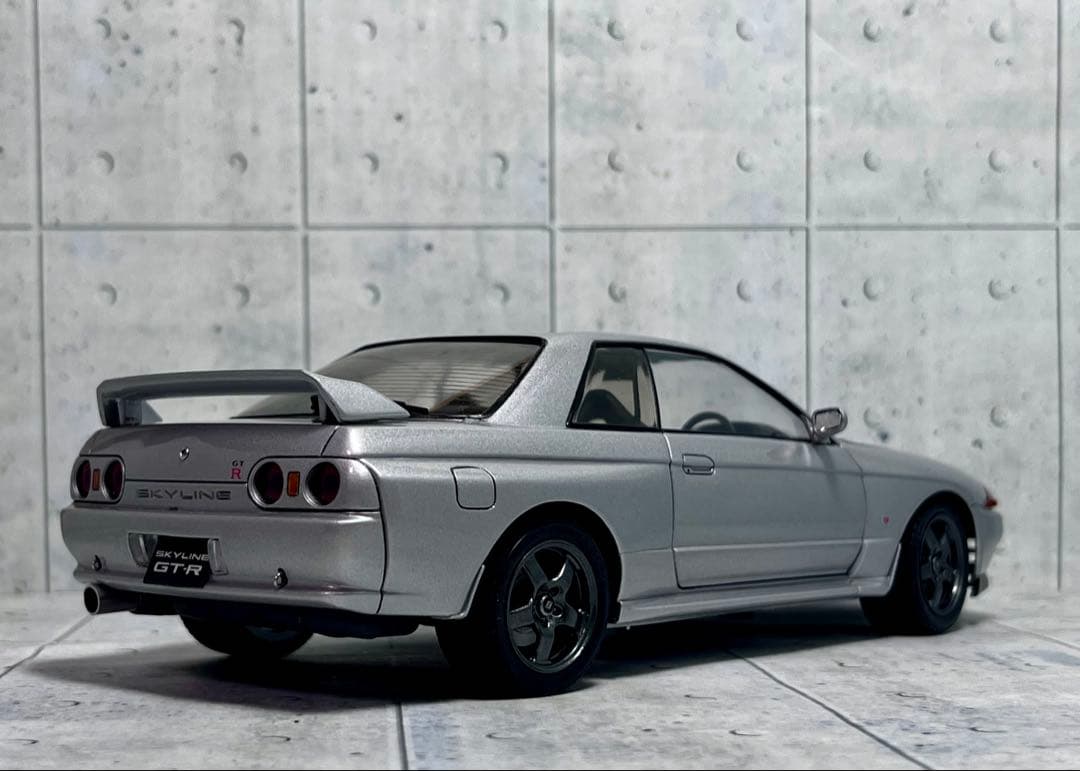 1/24ニッサンスカイラインR32-GTR完成品
