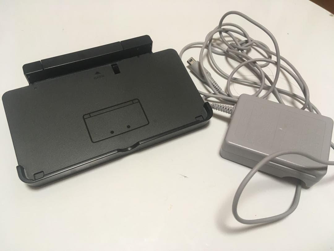 ニンテンドー3DS ピンク