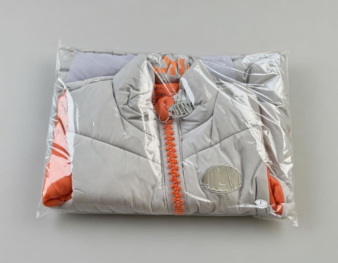 Vaundy Logo Down Vest ダウン SILENCE ドームツアー