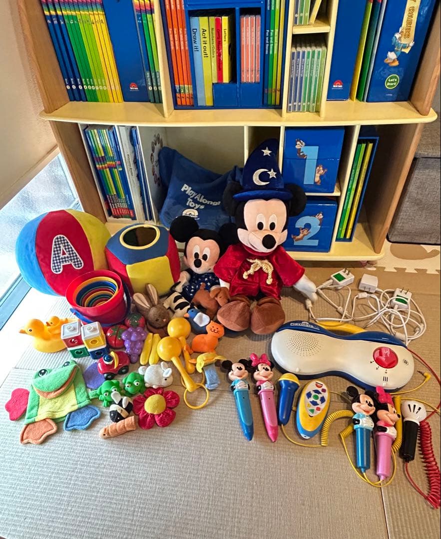 ディズニーワールドイングリッシュ　最新版　リニューアル品　DWE