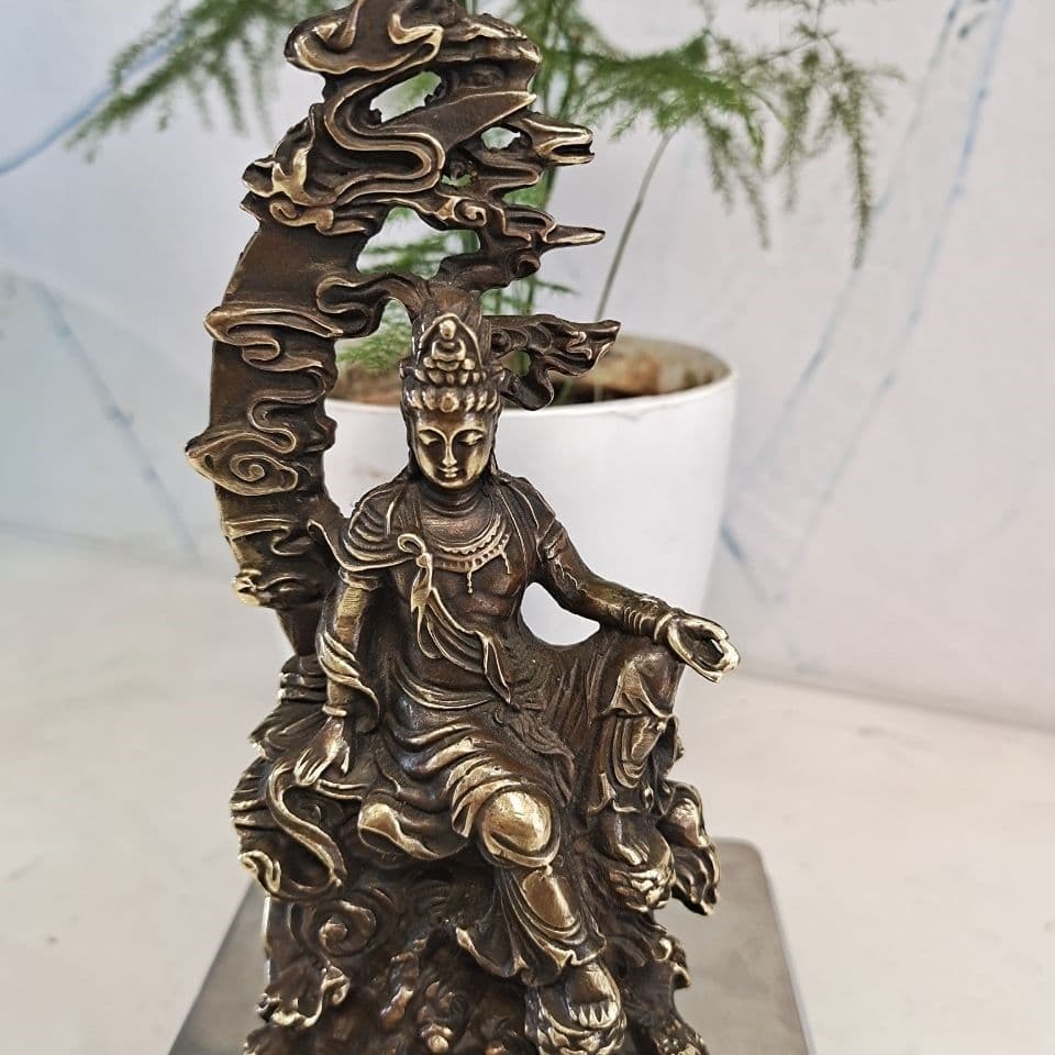 仏教美術 仏像 水月観音 小仏像 銅製 銅器