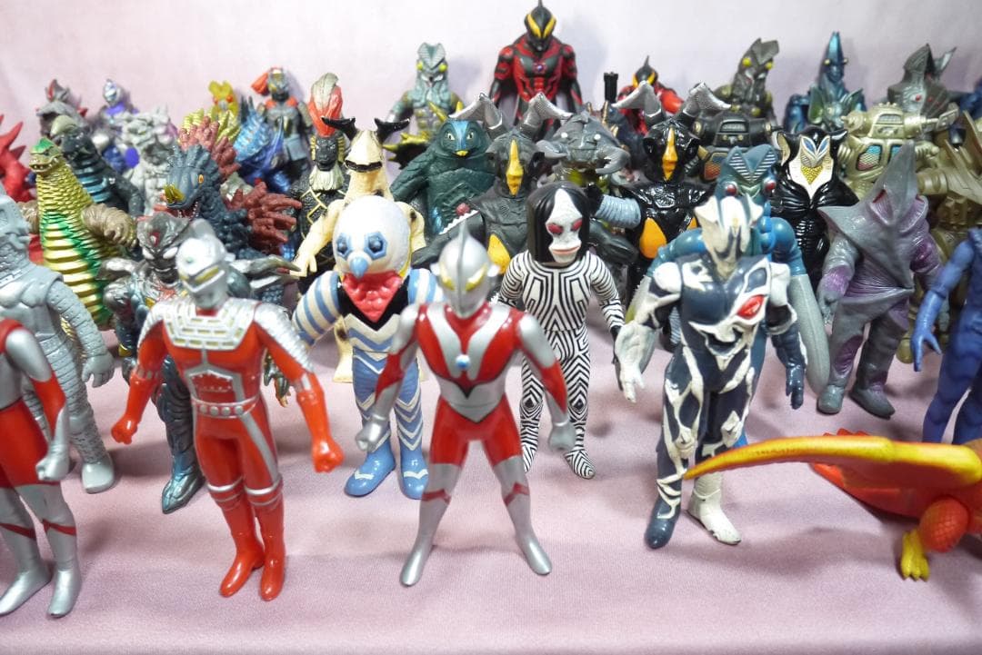 ウルトラ怪獣シリーズ　怪獣ソフビ　68体セット