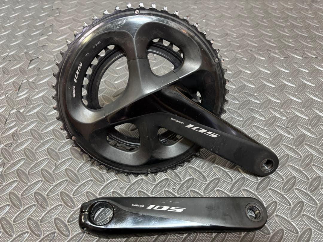 SHIMANO 105 R7000シリーズ　ブレーキはアルテグラ