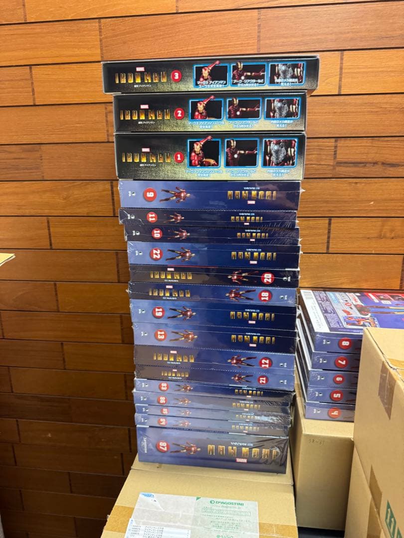 【新品未開封】デアゴスティーニ 週刊アイアンマン 全100巻　全巻