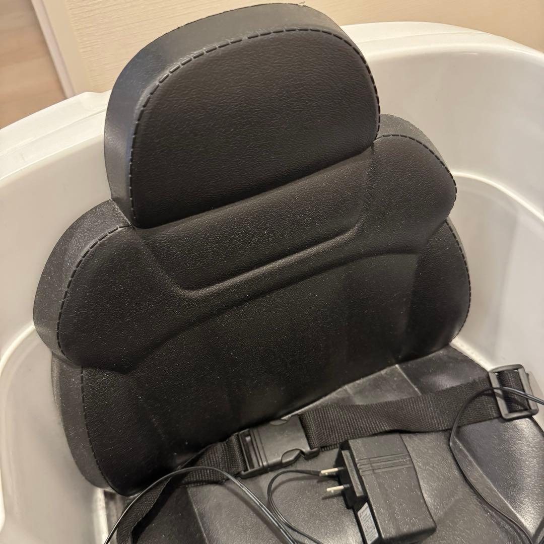 アウディ　こども用電動乗用カー Audi Q7