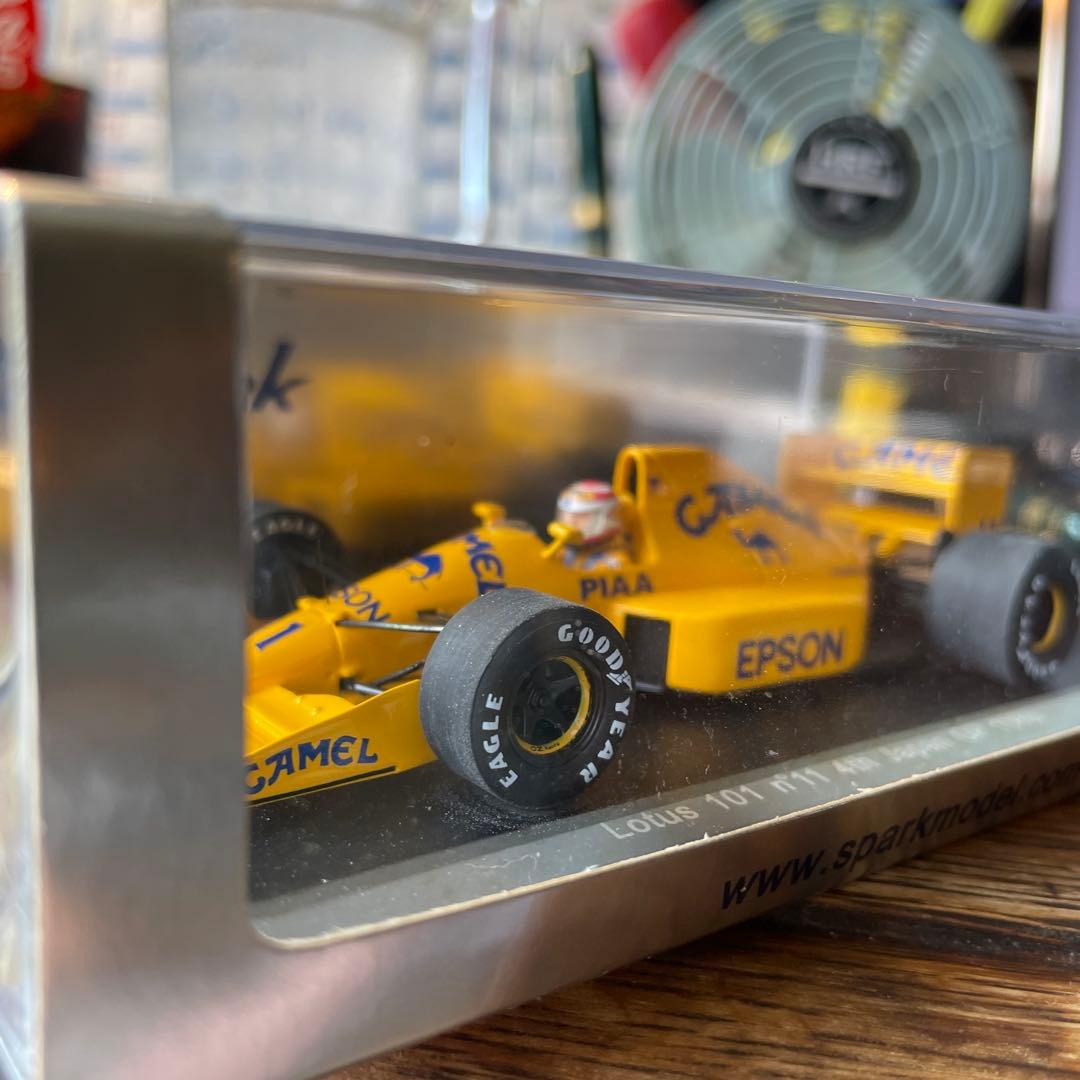 絶版 1/43 スパーク　ロータス　ジャッド　 日本GP4位　1989 N.ピケ