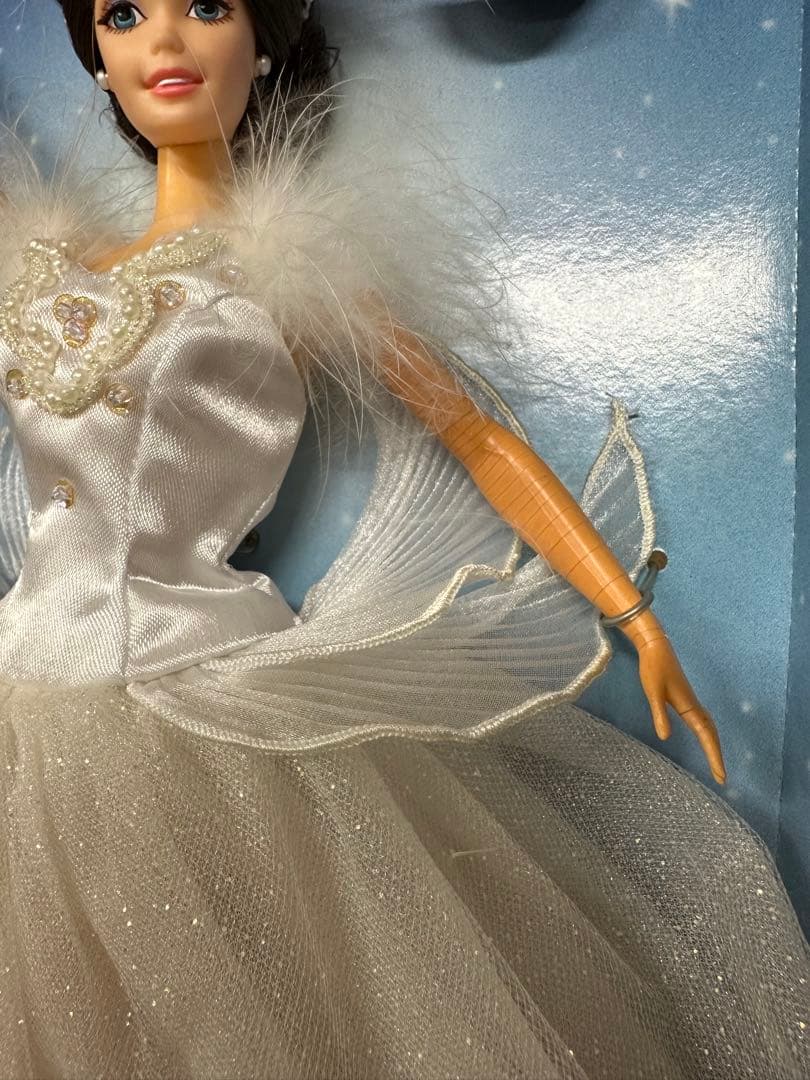 バービー　スワン　クイーン　Barbie swan lark