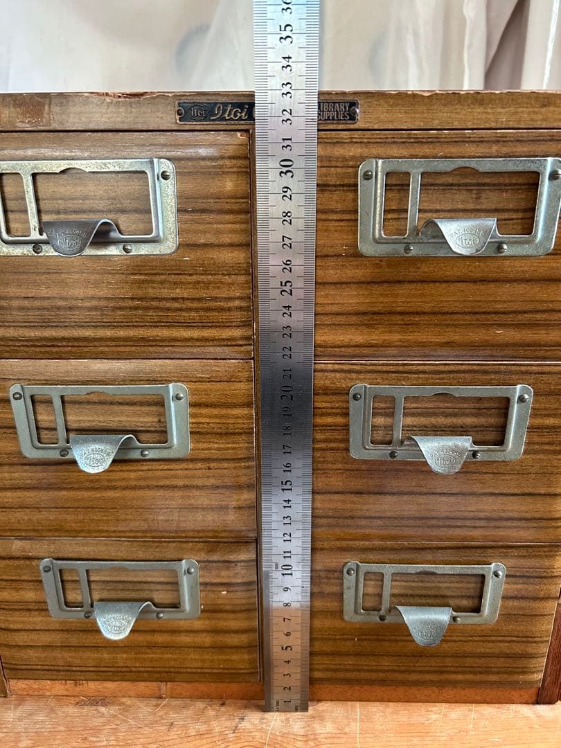 図書館カード　引き出し