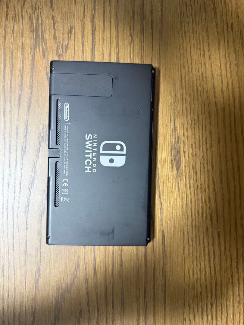 ニンテンドースイッチ　switch 、ホリパッド