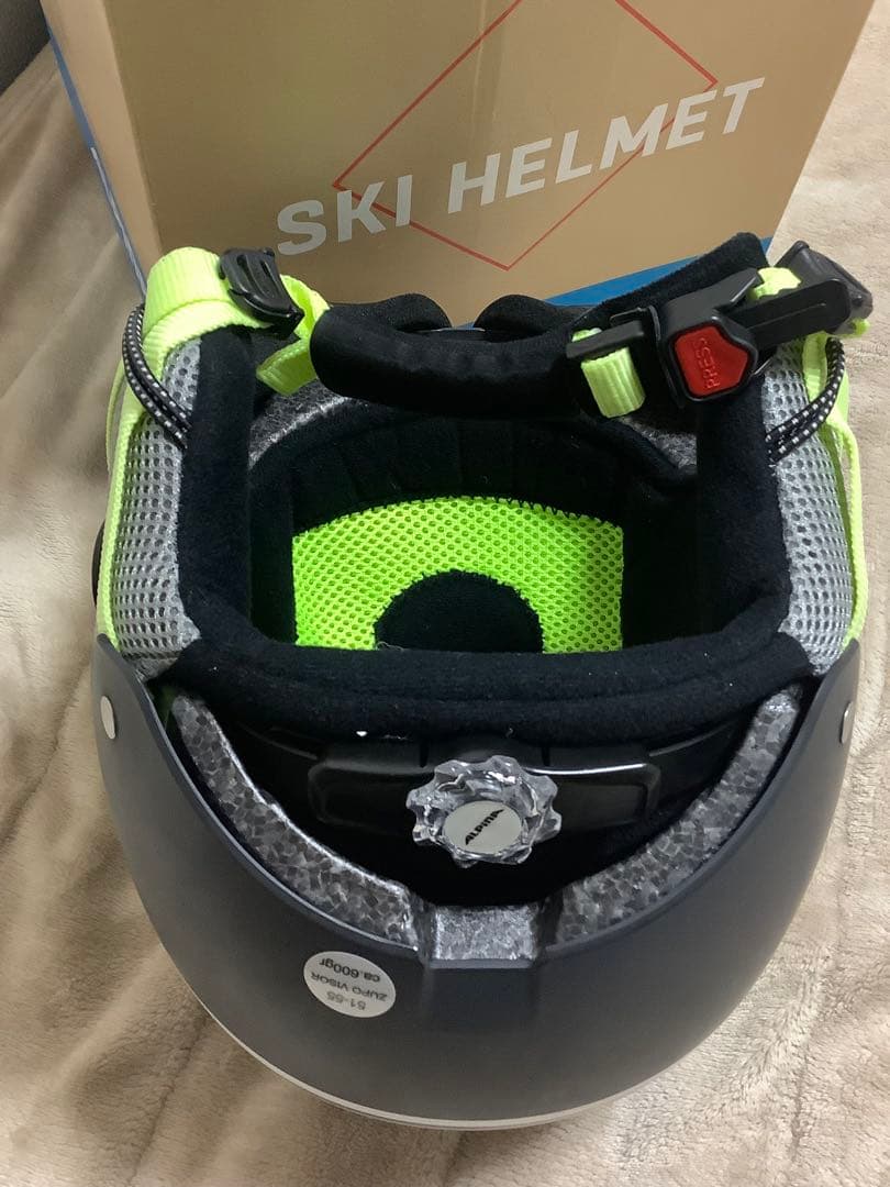 ALPINA スキー ヘルメット バイザー付き 黒