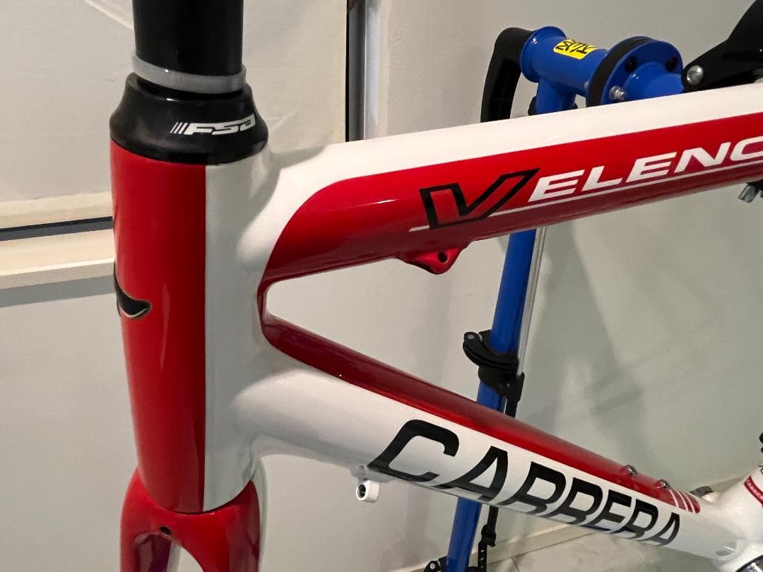 【美品】　CARRERA VELENO カレラ カーボンフレーム