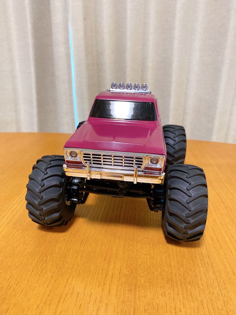 美品　FMS ラジコン　モンスタートラック 1/24 スマッシャー fcx24