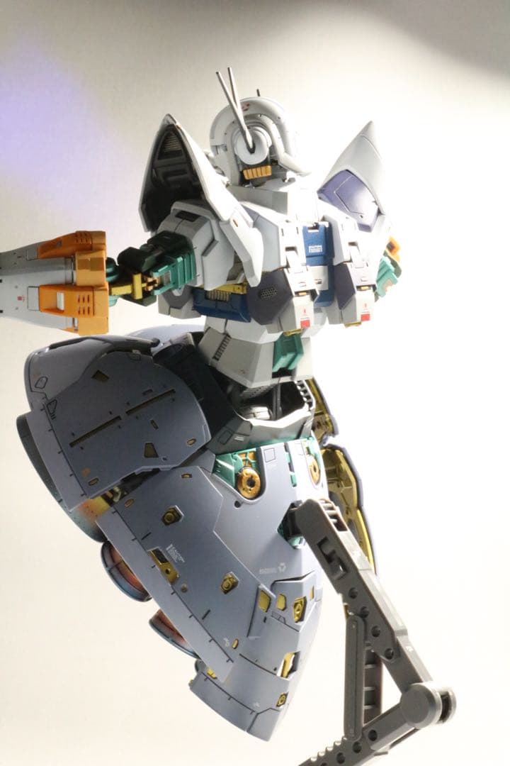 RGジオング、全塗装完成品