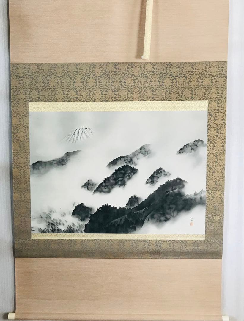 横山大観 「雨霽る」複製画 絹本 掛軸 共箱 工芸 日本画 O-59