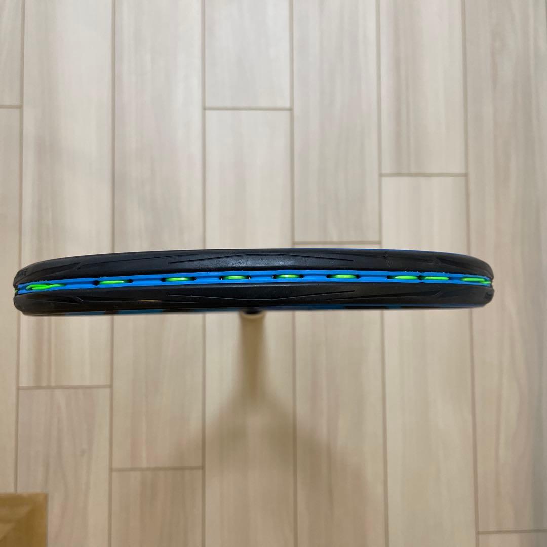 バボラ　ピュアドライブ107 グリップ2