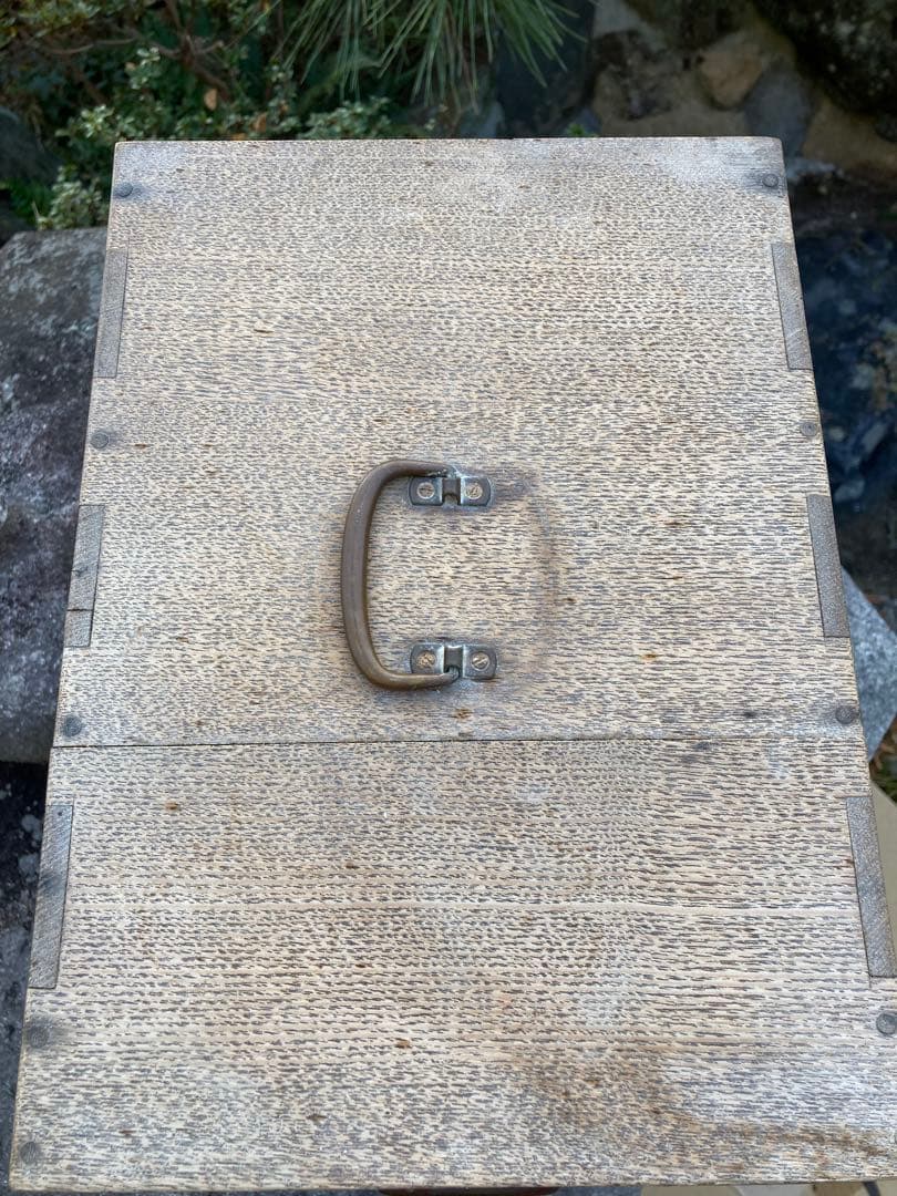 京都　素敵なアンティーク家具　木製　3段引き出し　ちいさな箪笥 小物入れなどに