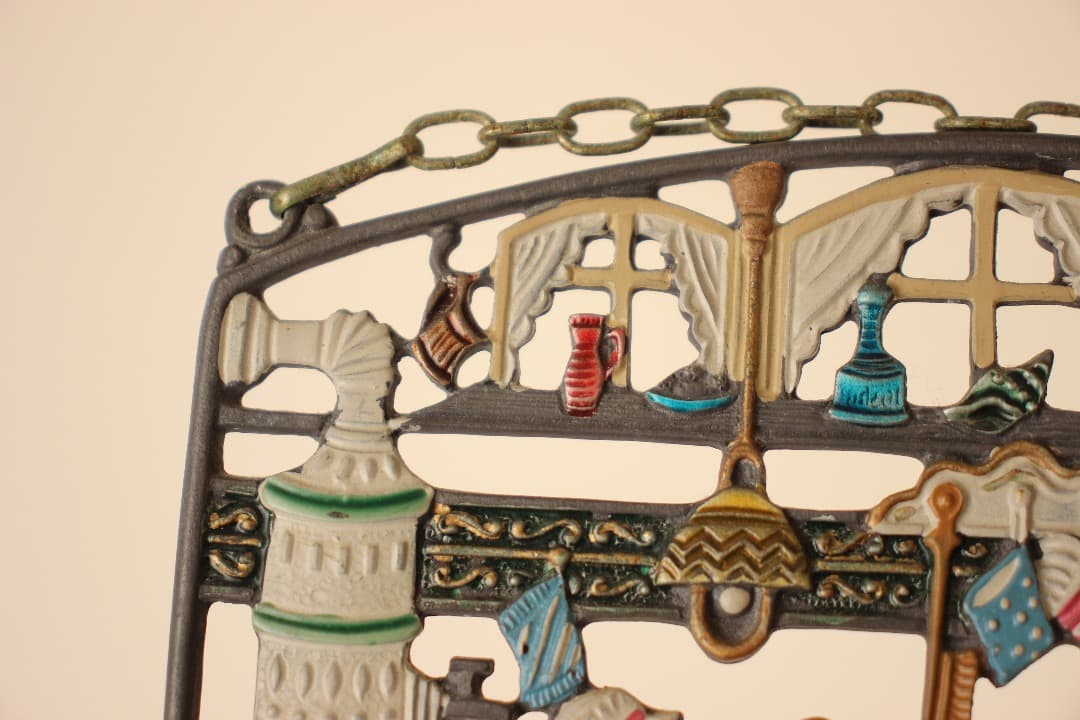 ドイツ　キューン工房　錫細工　錫壁飾り　オーナメント　バスルームレディー