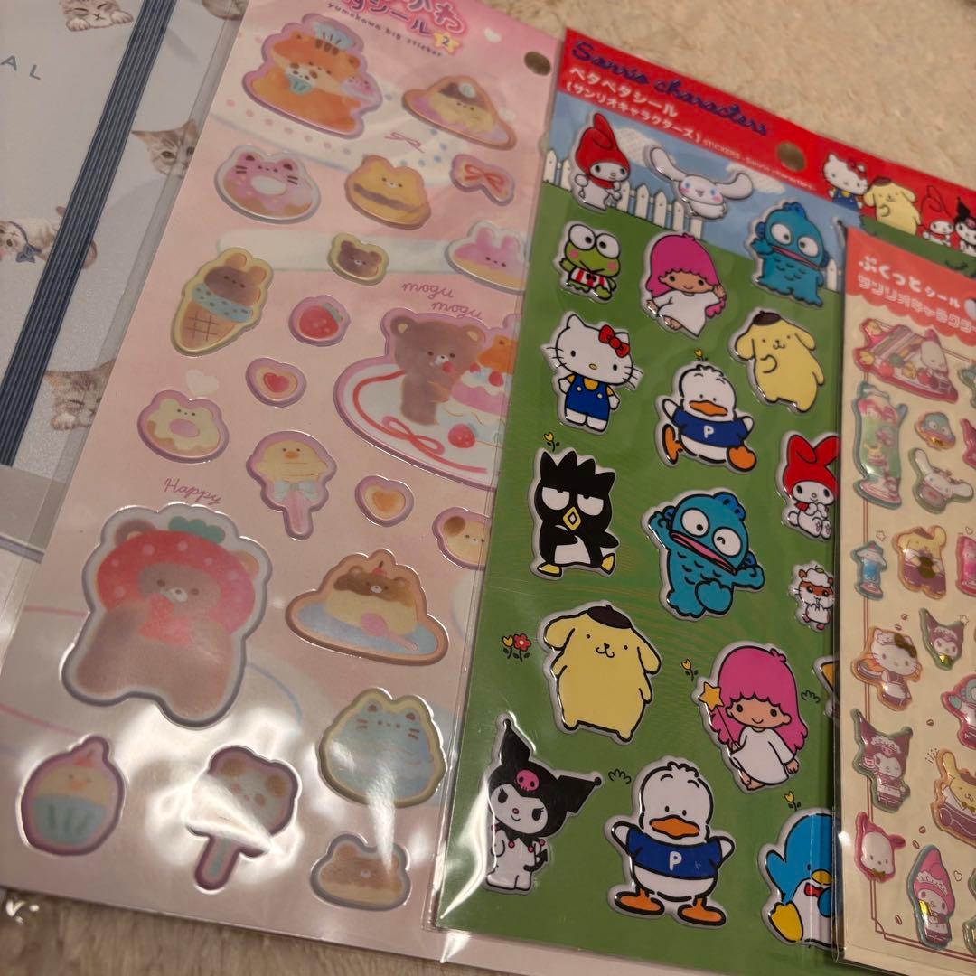 ボンボンドロップシール　肉球　タイル　マシュマロ　シール帳　シール交換　キティ
