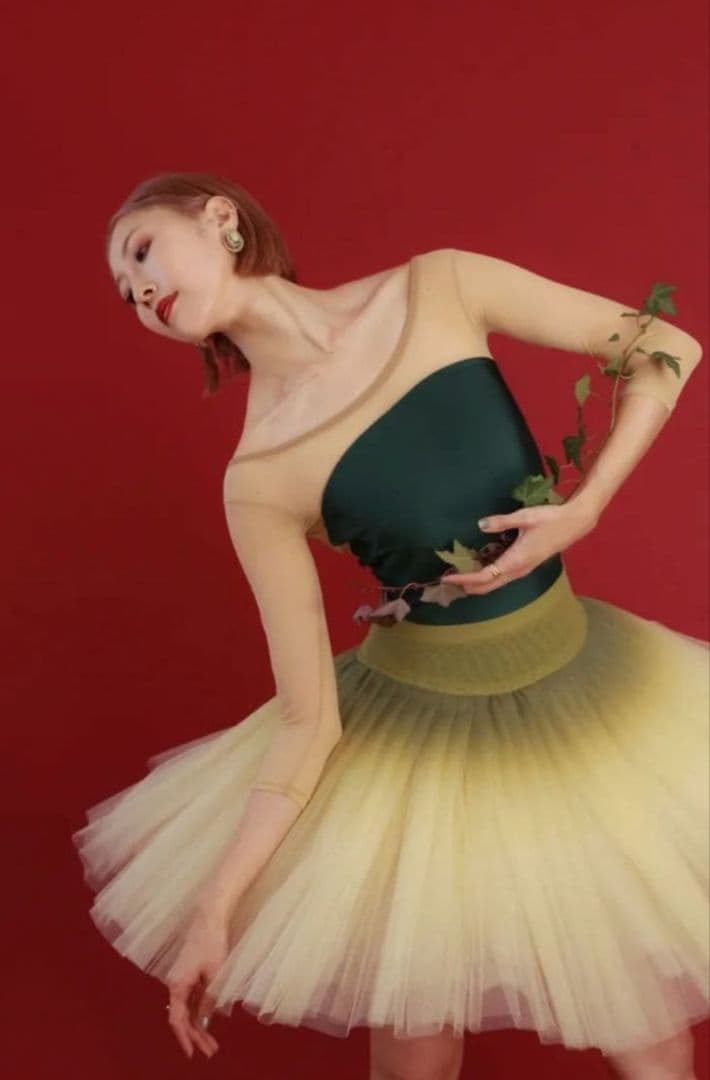 unoa Bitter green Demi plie sleeve MLサイズ