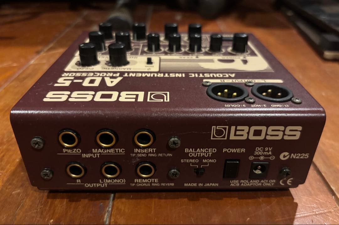 BOSS AD-5 アコースティック用プリアンプ