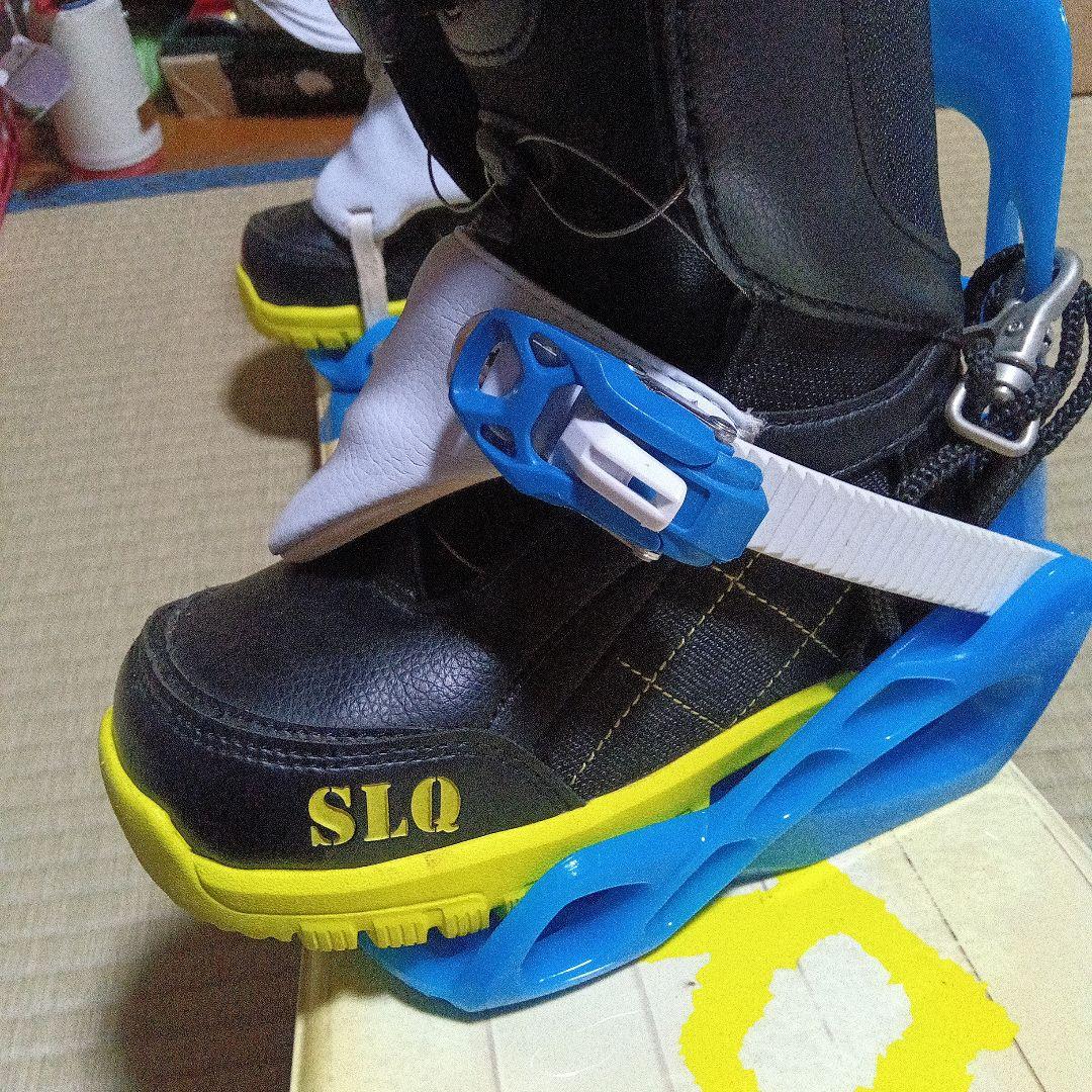 カラフル花柄スノーボードキッズ　90センチ