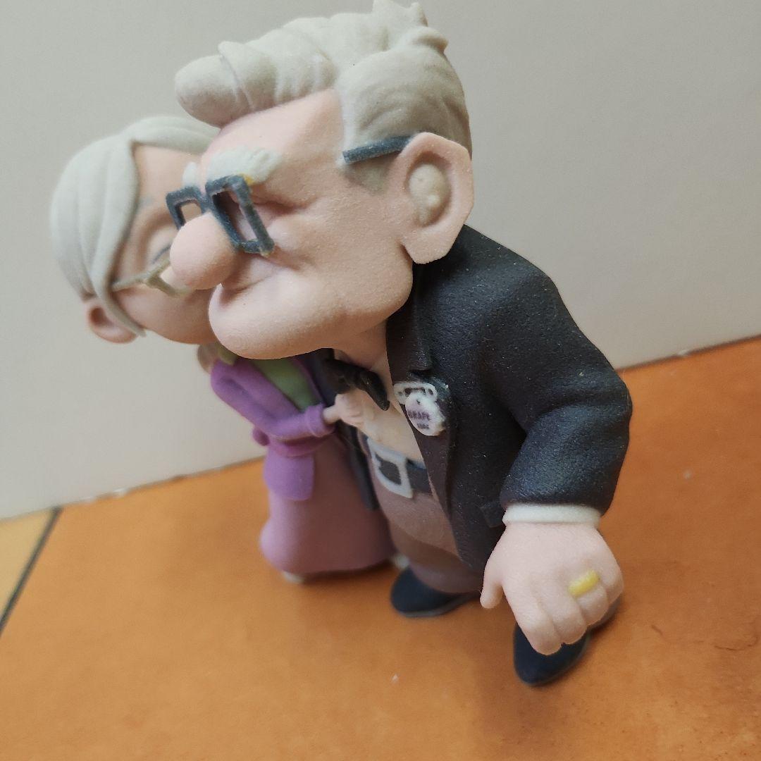 【海外限定/希少】カールじいさんの空飛ぶ家 カール＆エリー フィギュア