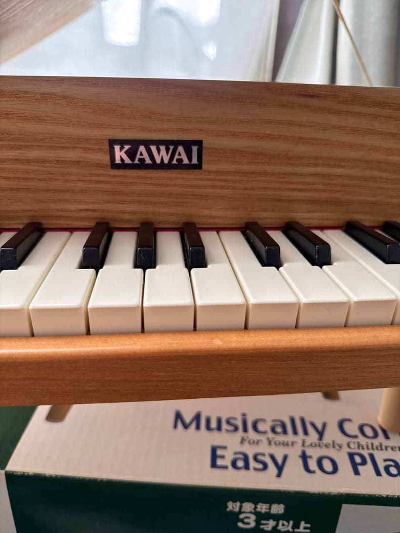 カワイ　グランドピアノ　1112