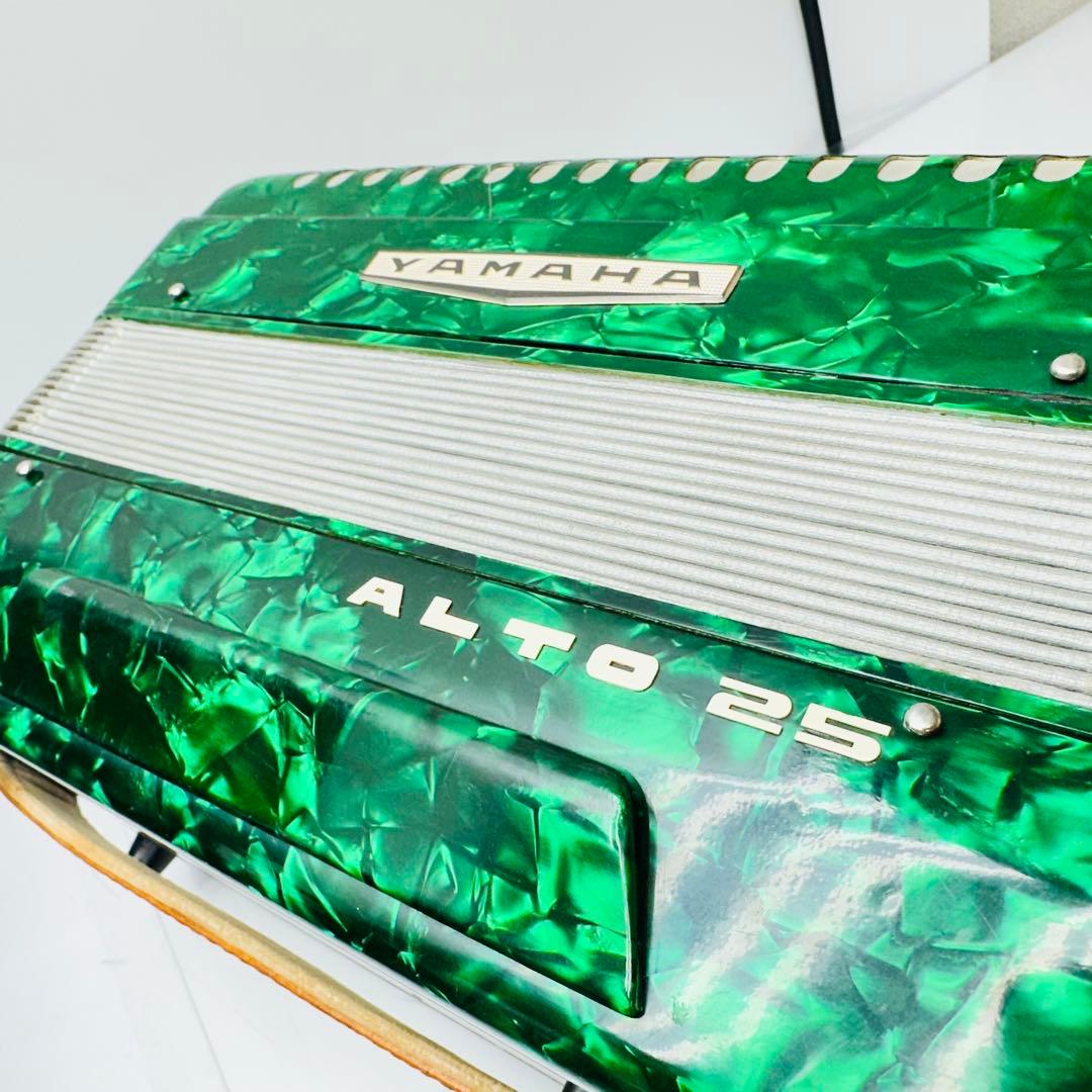 YAMAHA アコーディオン　ALTO 25