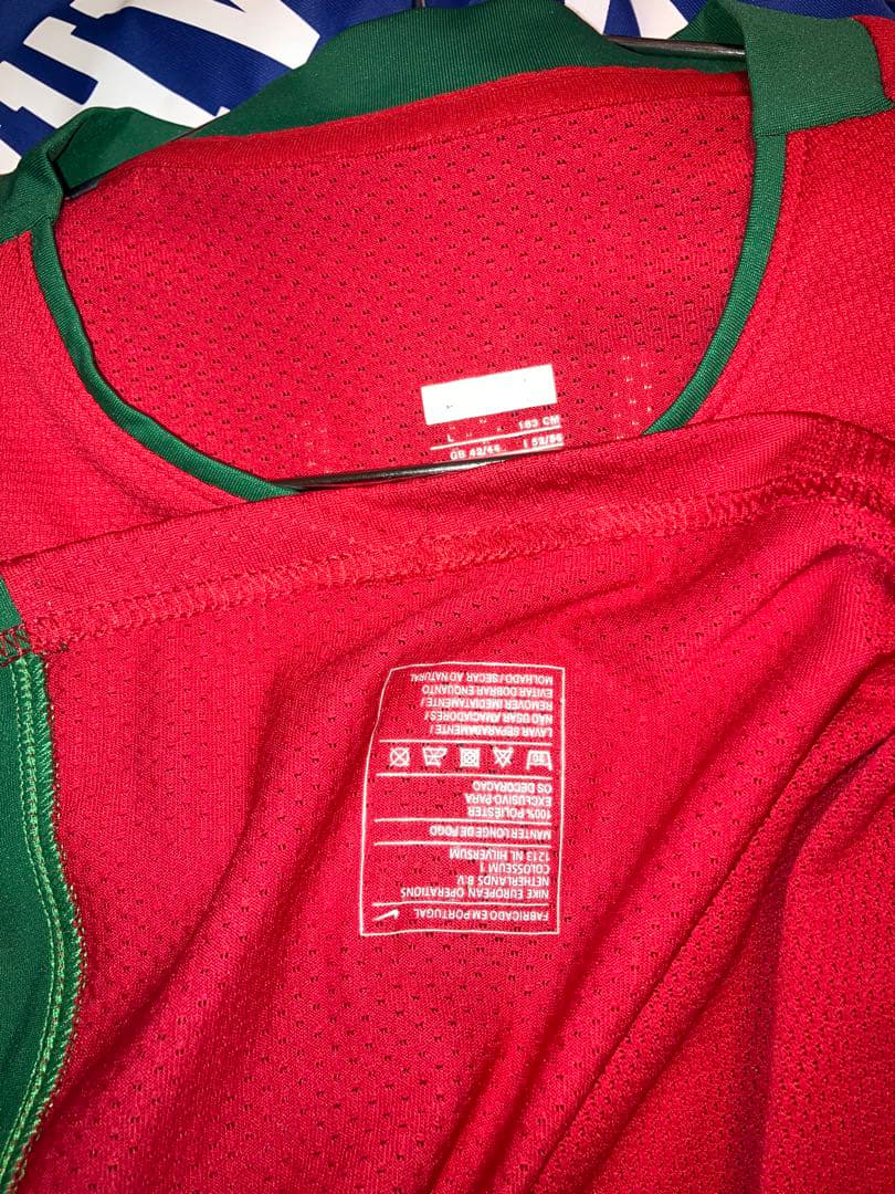 支給品ポルトガル代表ロナウド選手直筆サイン入りユニフォームvsブラジル代表