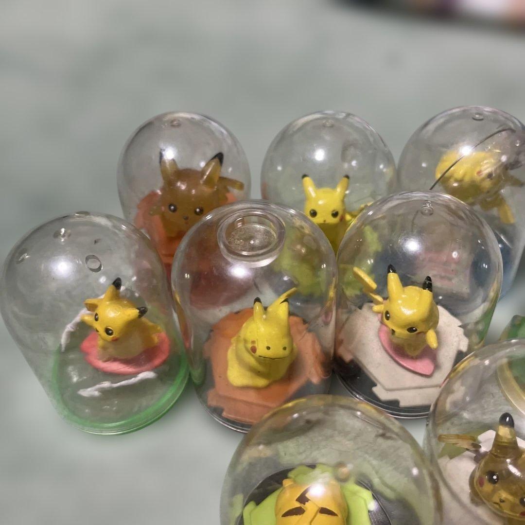 レトロレアピカチュウ 、フィギュア ケースあり9体、ケースなし4体、13体セット